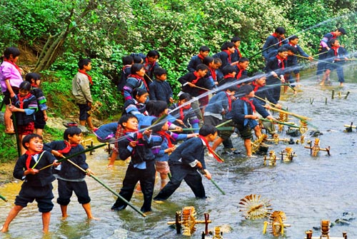 點(diǎn)擊瀏覽下一頁