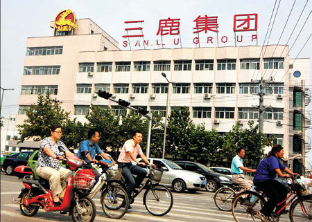 因三聚氰胺事件而倒掉的三鹿集團(tuán),似乎成為中國(guó)“毒奶粉”的代名詞。